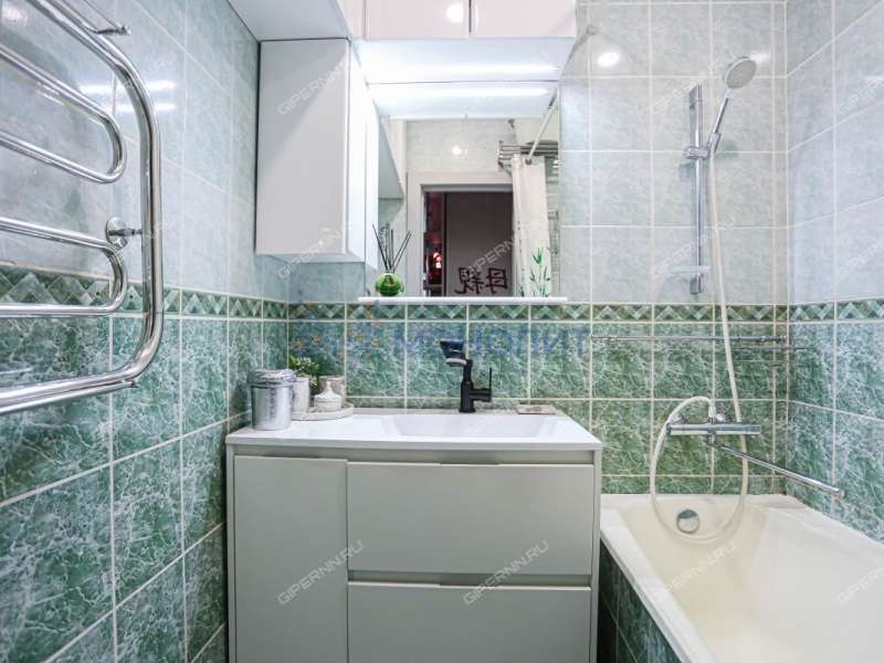 трёхкомнатная квартира на Сормовском шоссе дом 12