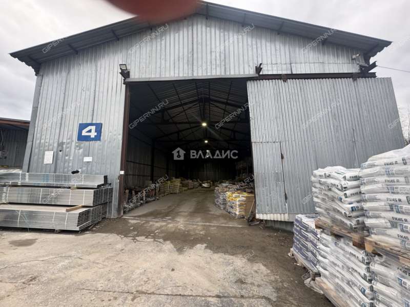 здание под офис, торговую площадь на Крутояровской улице