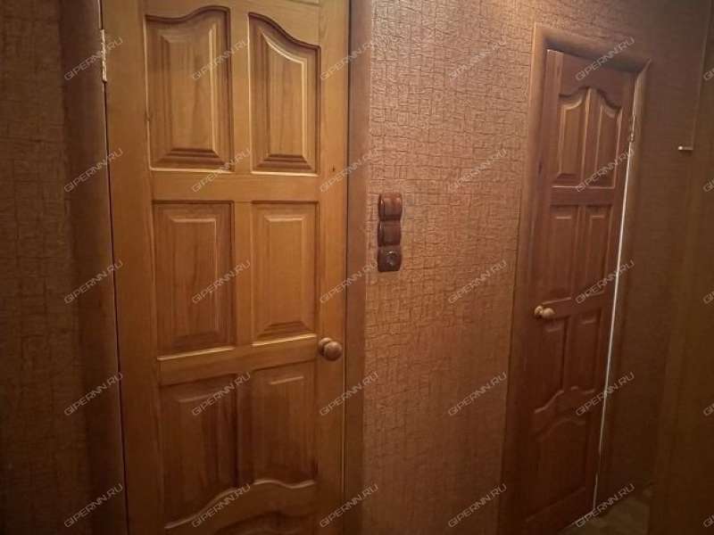 трёхкомнатная квартира в Бакинском переулке дом 1