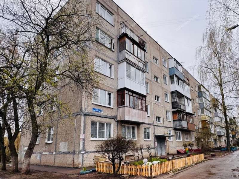 трёхкомнатная квартира в посёлке Мостоотряд дом 27