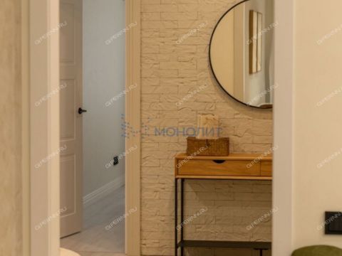 3-komnatnaya-pl-svobody-d-7 фото