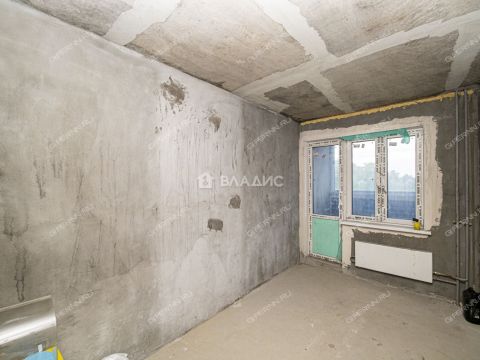 1-komnatnaya-ul-vyatskaya-d-8 фото
